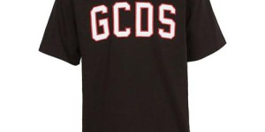 Application of silk technology in clothing media (combination of fashion trends and creativity)