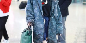 Zhao Wei is more daring to wear it after becoming middle-aged (skeleton sweatshirt is not too much, AB pants are the highlight)