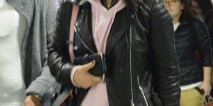 Jiang Xin obviously has a very good temperament (but her clothes are very ordinary. An ordinary sweater can make you gain weight)