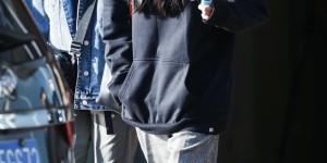 Yang Mi’s private clothes are full of vitality (the winter sweatshirt brings a street hip-hop feel, and the power is easy to wear)