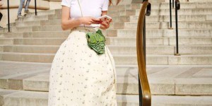 Why do you wear pajamas when others look fashionable in white T-shirts (these matching details are very important)