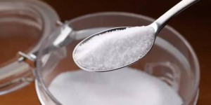 Several ways to remove oil from clothes (how to remove old oil stains from clothes)