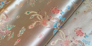 What kind of fabric is brocade fabric (advantages and disadvantages of brocade fabric)