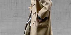 A very popular way to wear this winter (this style makes you look stylish and has a high rate of turning heads)