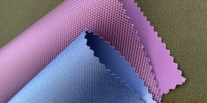 What is the difference between Oxford cloth and interwoven cloth?