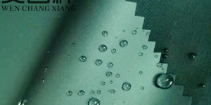 Which is more suitable for making bags: Oxford cloth, nylon cloth or canvas?