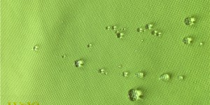 Are Oxford cloth and canvas the same kind of fabric?