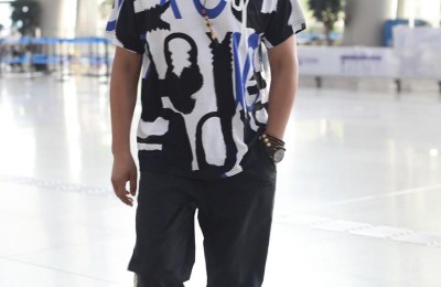 Printed T-shirt + sweatpants are youthful and fashionable (dress like a 25-year-old)