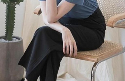 T-shirt + wide-leg pants are fashionable and slimming (looks better than you think)