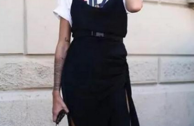 A white T-shirt can complete all summer outfits (Versatile, fashionable and slimming)