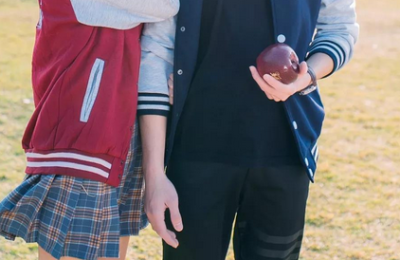 How to promote customized T-shirts (the best way to promote custom clothing companies)