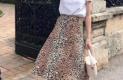 These three ways of wearing short T-shirts are popular this year (the upper body is slimmer and taller, and looks better on short people)