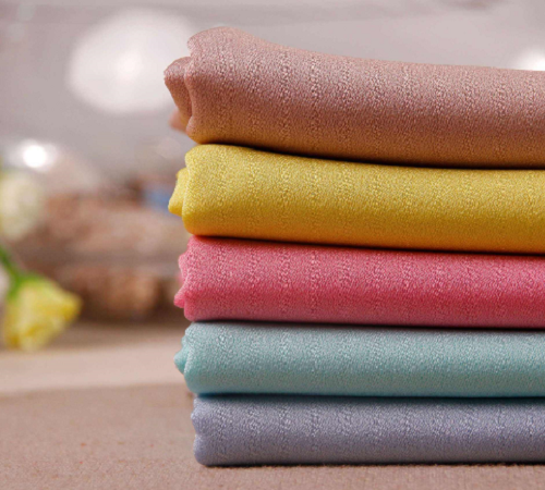 What is acetic acid fabric, acetic acid Which is better, fabric or silk?