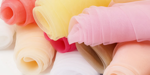 What is organza? How to deal with wrinkled organza?