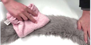 How to clean fur collar