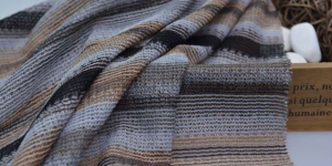 What are the common knitted fabrics