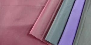 What is polyester taffeta? What are the characteristics of polyester taffeta fabric?