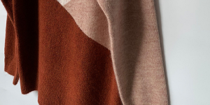 What are the components of sweater fabrics? Which kind of sweater fabric is better?