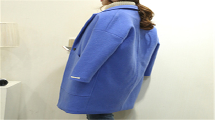 The dropped shoulder model means What