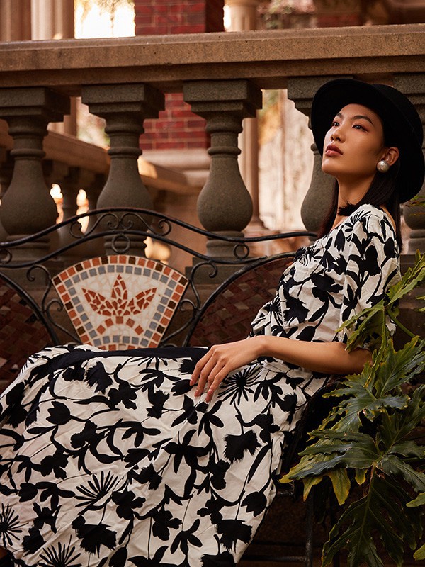 What is the difference between cotton and linen fabrics and linen fabrics? Which of these two fabrics is better? Cotton and linen fabrics and linen fabrics What is the difference between these two fabrics, which one is better?