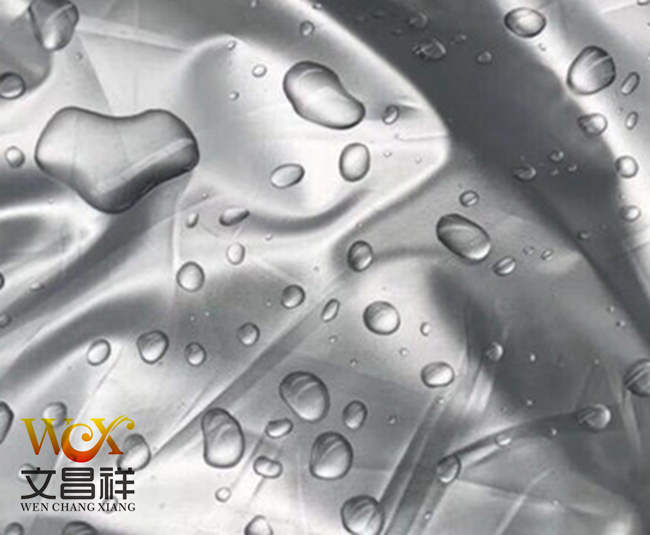 Silver-coated Oxford cloth