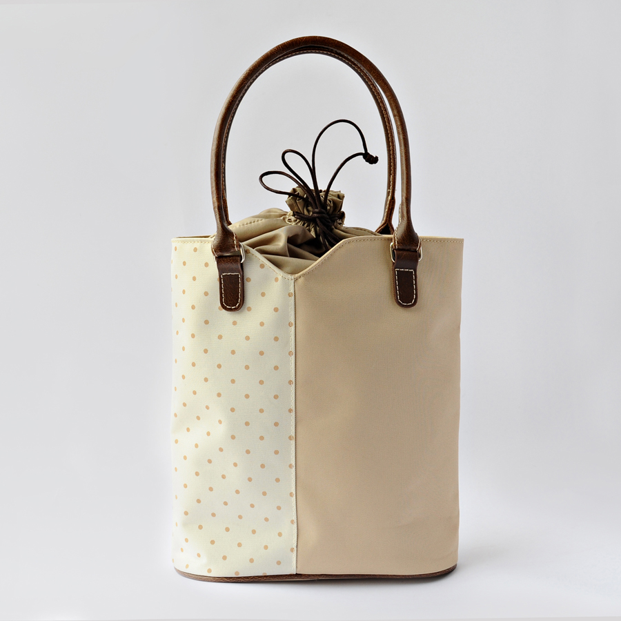 8db14d810 ca60abe8a4e657e9a82_900_900.c1.  jpg